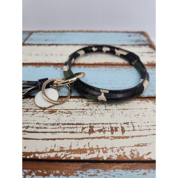 CAMO Wristlet Key Ring Bracelet Round Oversized Keychain Holder Tassel - Picture 4 of 9